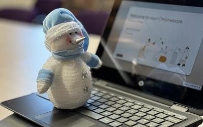 Chromebook Snowman